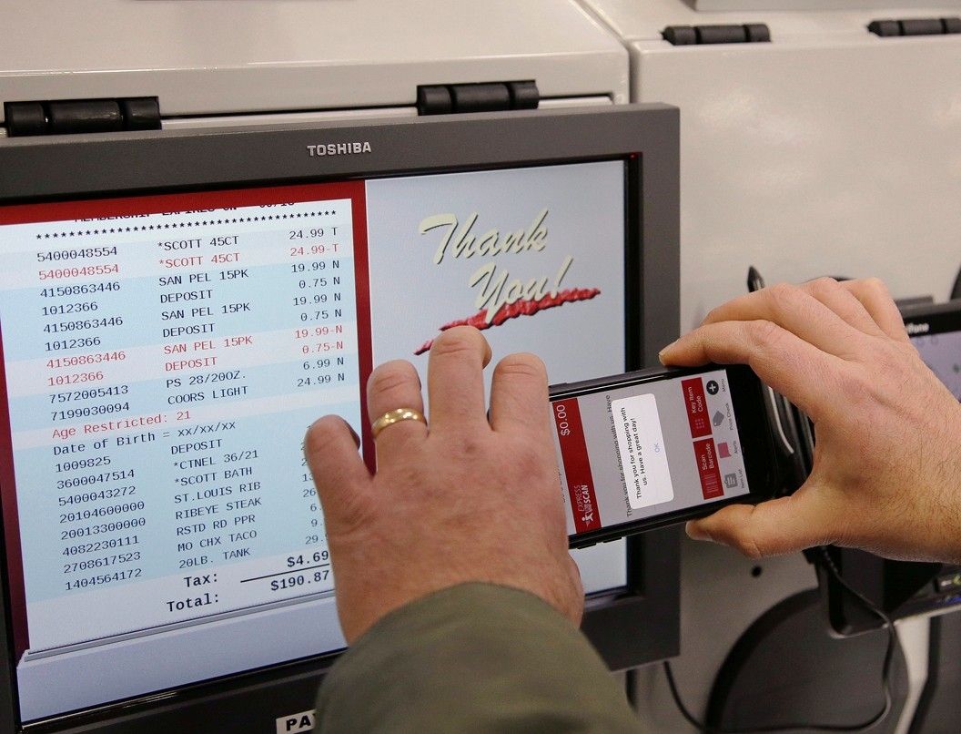 Stores make push in scan and go tech, hope shoppers adopt it