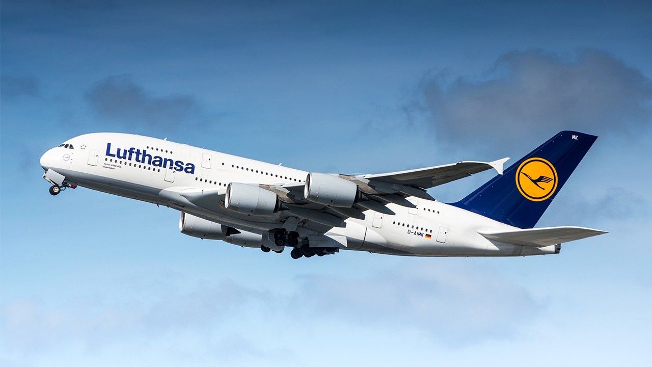 Lufthansa pilots accidentally sent out a mid-flight hijack alert