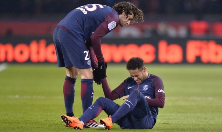 Barcelona stars Lionel Messi and Philippe Coutinho LAUGHING after Neymar injury messages | Football | Sport