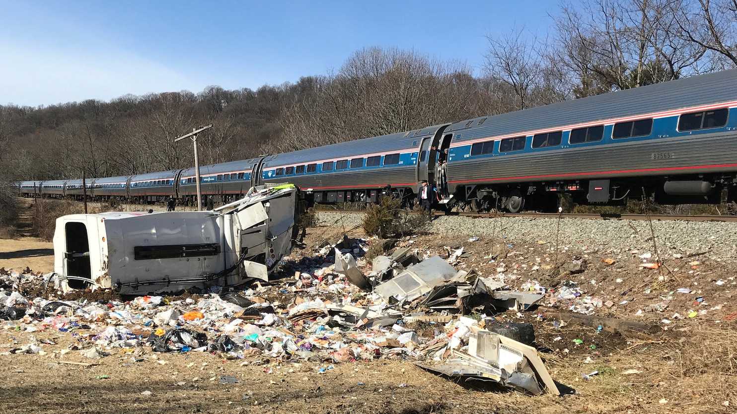 Train carrying GOP lawmakers collides with truck