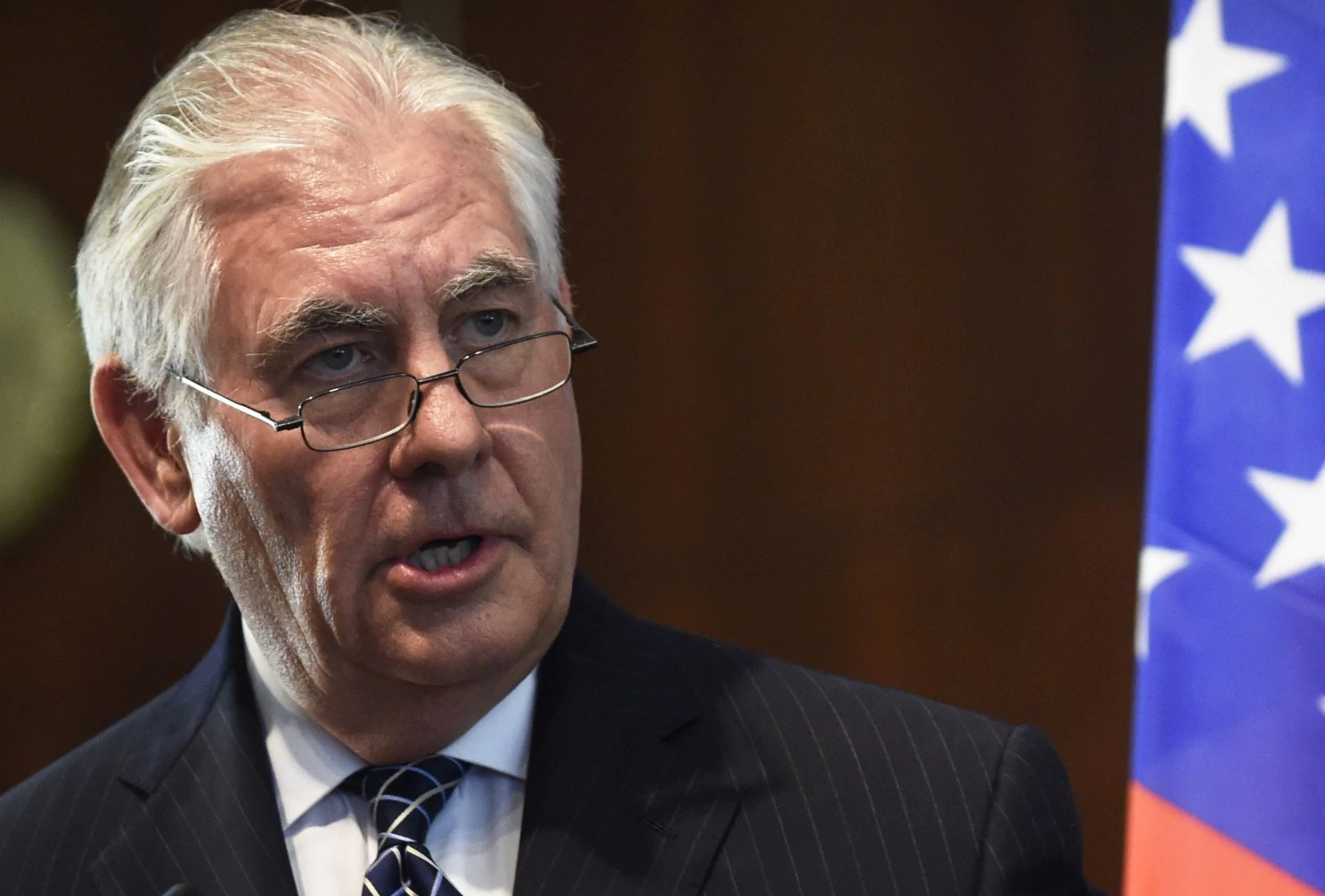 Trump ousts Tillerson, will replace him as secretary of state with CIA chief Pompeo