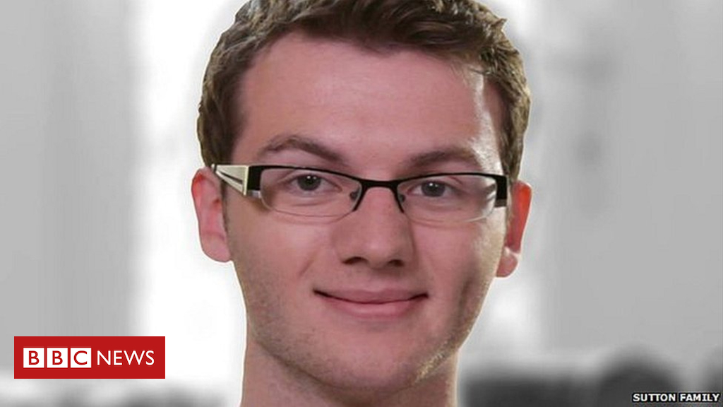 Hospitals ‘failing’ on genetic bowel cancer test