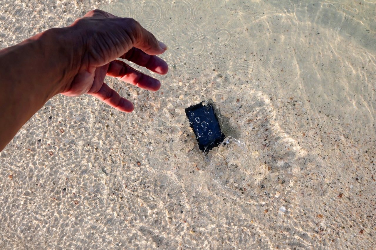 Waterproof phones, vacation scams and more: Tech Q&A