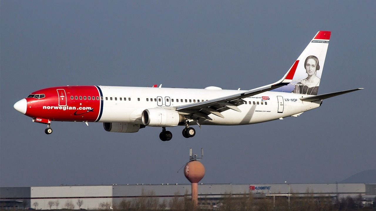 Norwegian Air passenger makes bomb threat over seating