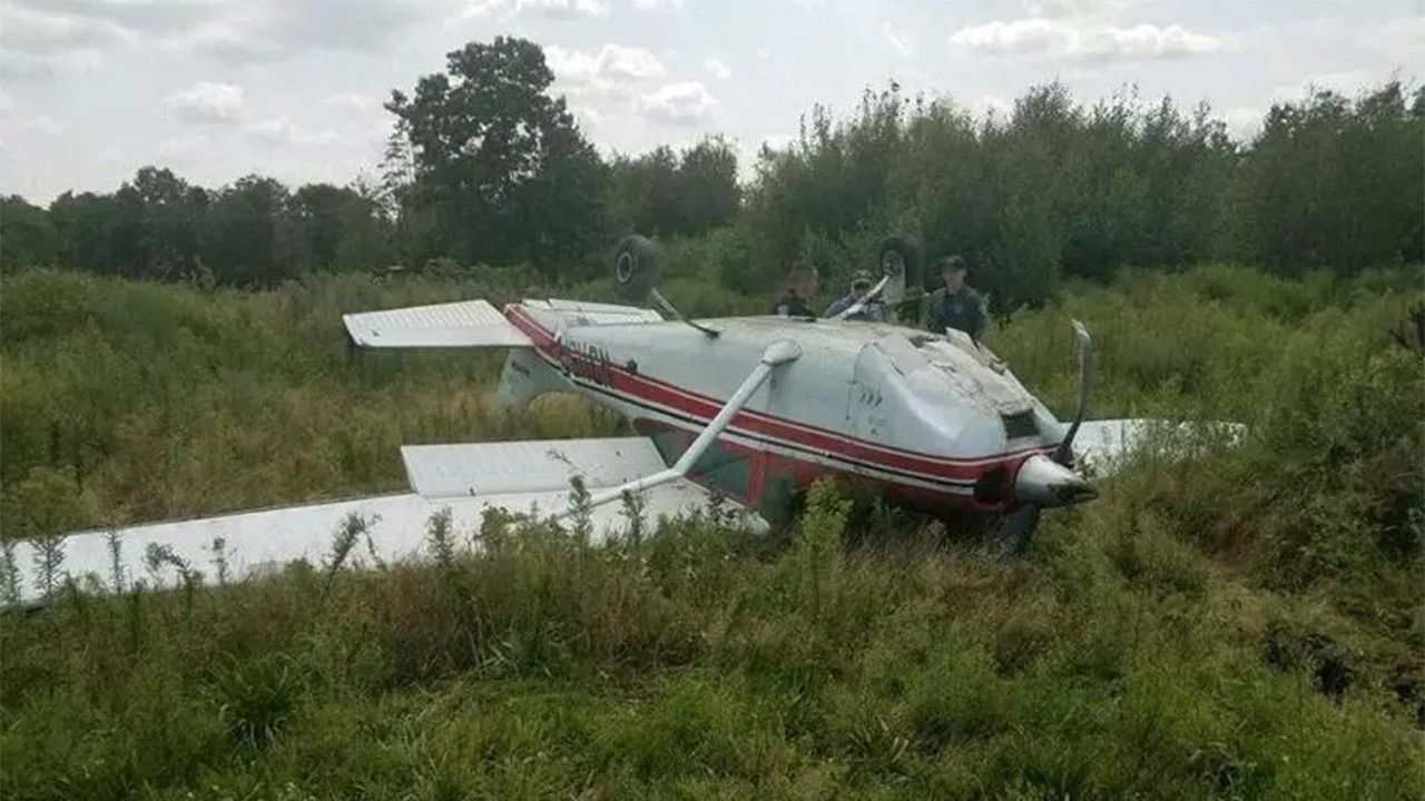 Massachusetts skydiving plane flips over during landing