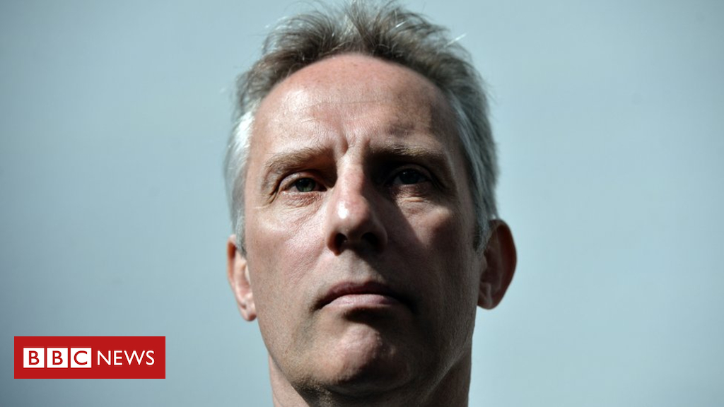 Ian Paisley: North Antrim recall petition to open