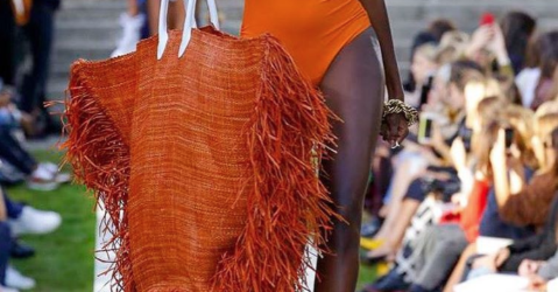 Ridiculously Massive Tote Bags Are Going To Be All The Rage For Spring 2019