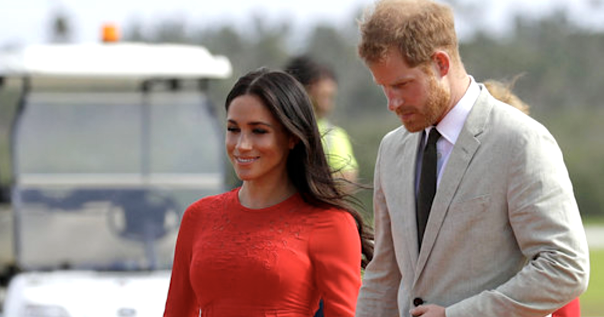 Meghan Markle Leaves The Tag Showing On Her Dress Just Like Us