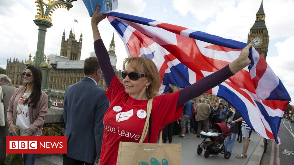 Brexit: Jean-Claude Juncker says chance of deal has increased