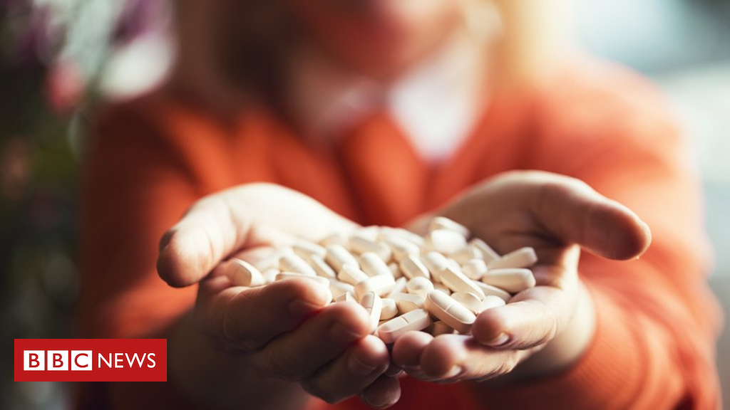 Crackdown on painkillers amid addiction fears