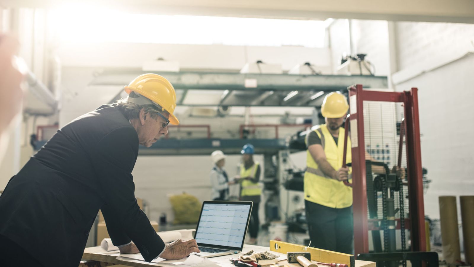 Firms to launch Brexit contingency plans before Christmas