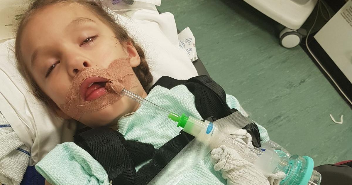 Cannabis oil: Epileptic girl’s mum blasts ‘cruel’ rules that deny her medication