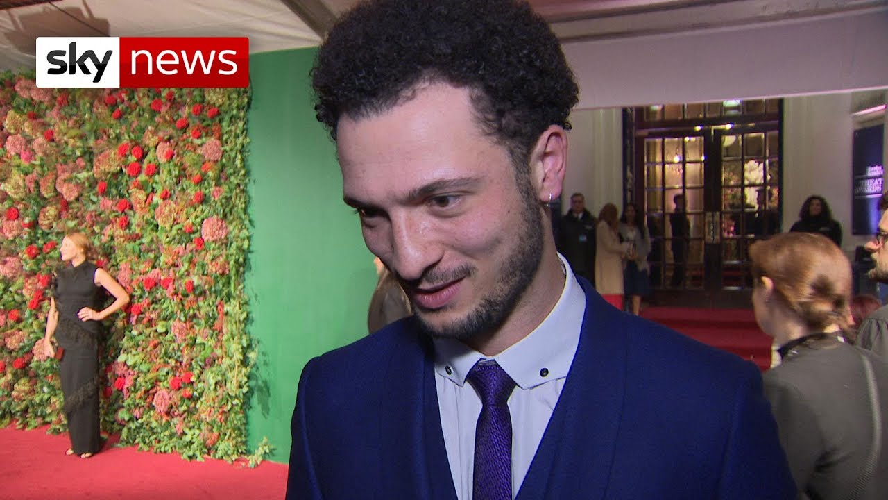 Hamilton star wins award and speaks on diversity