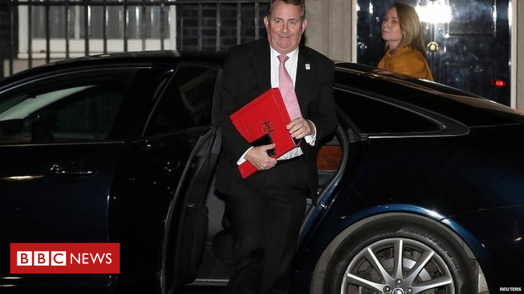 Brexit: UK and EU ‘agree text’ of draft withdrawal agreement