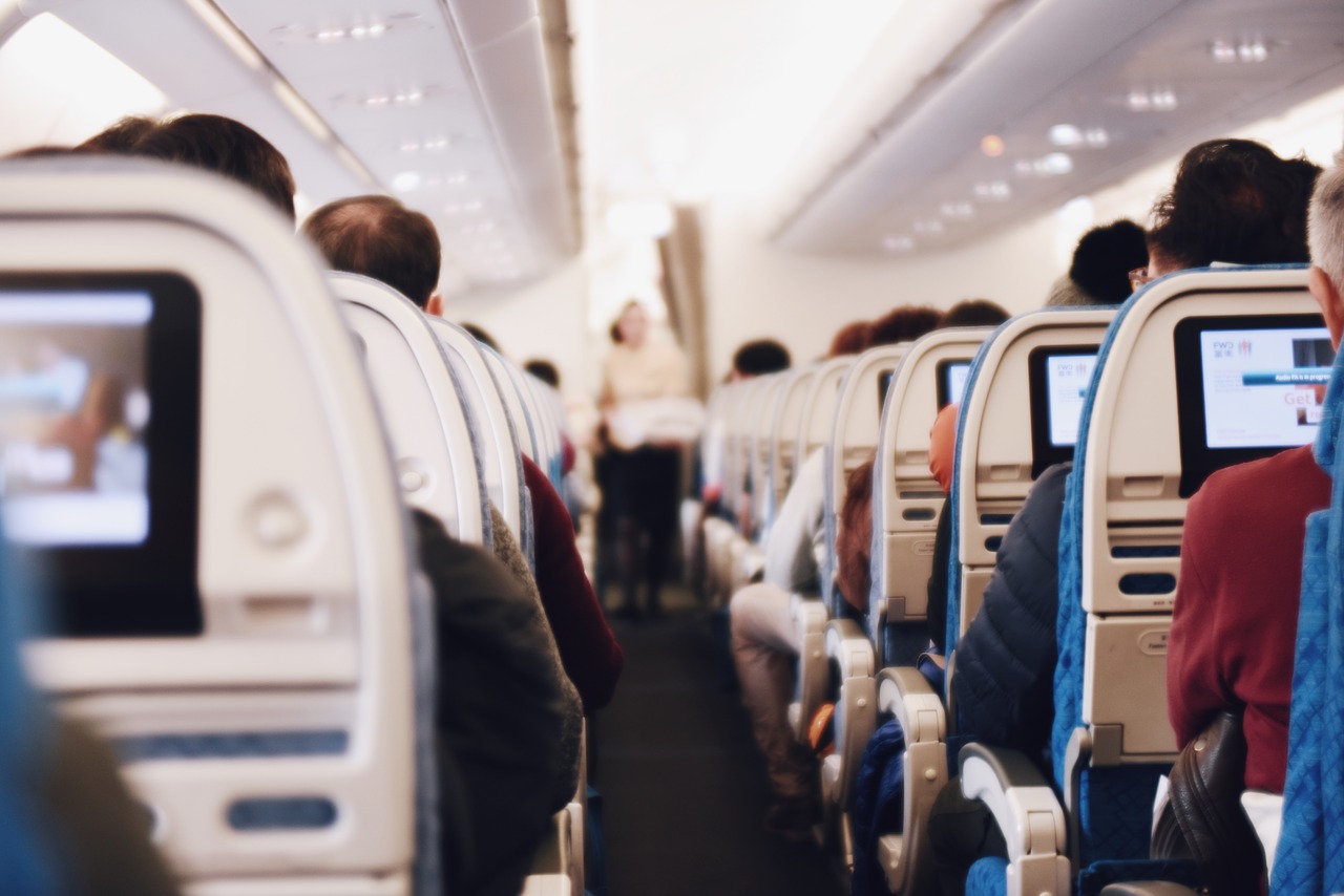 Passenger sues airline for being ‘injured’ by ‘fat’ neighbour