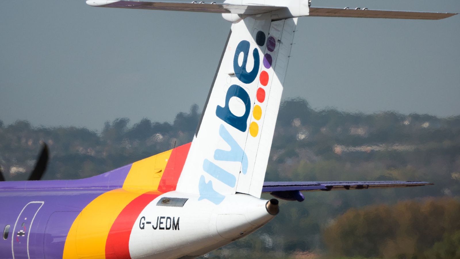 Flybe plane went ‘nose-down’ after autopilot error