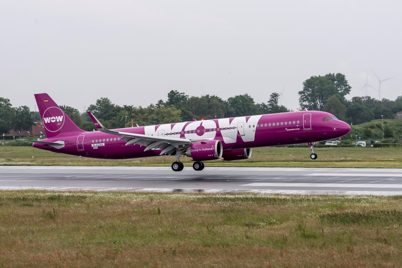 WOW Air moves daily flights from London Gatwick to London Stansted