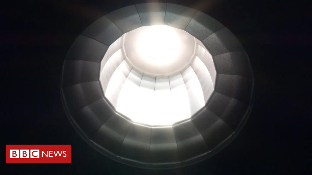 Could light bring us superfast mobile broadband indoors?