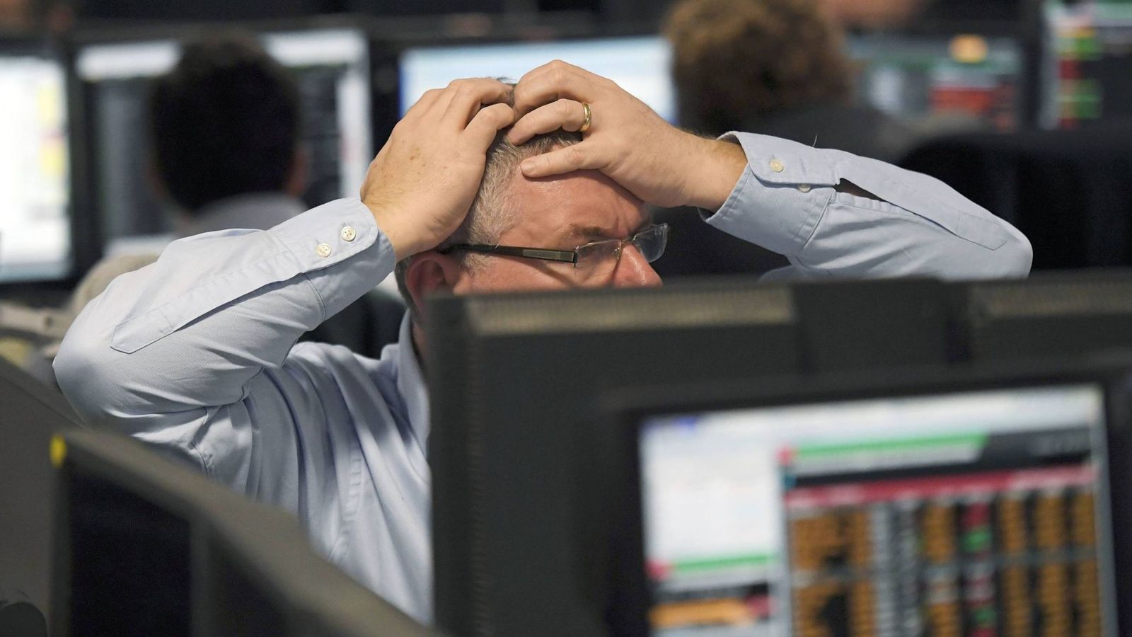 FTSE 100 suffers biggest one-year fall since 2008