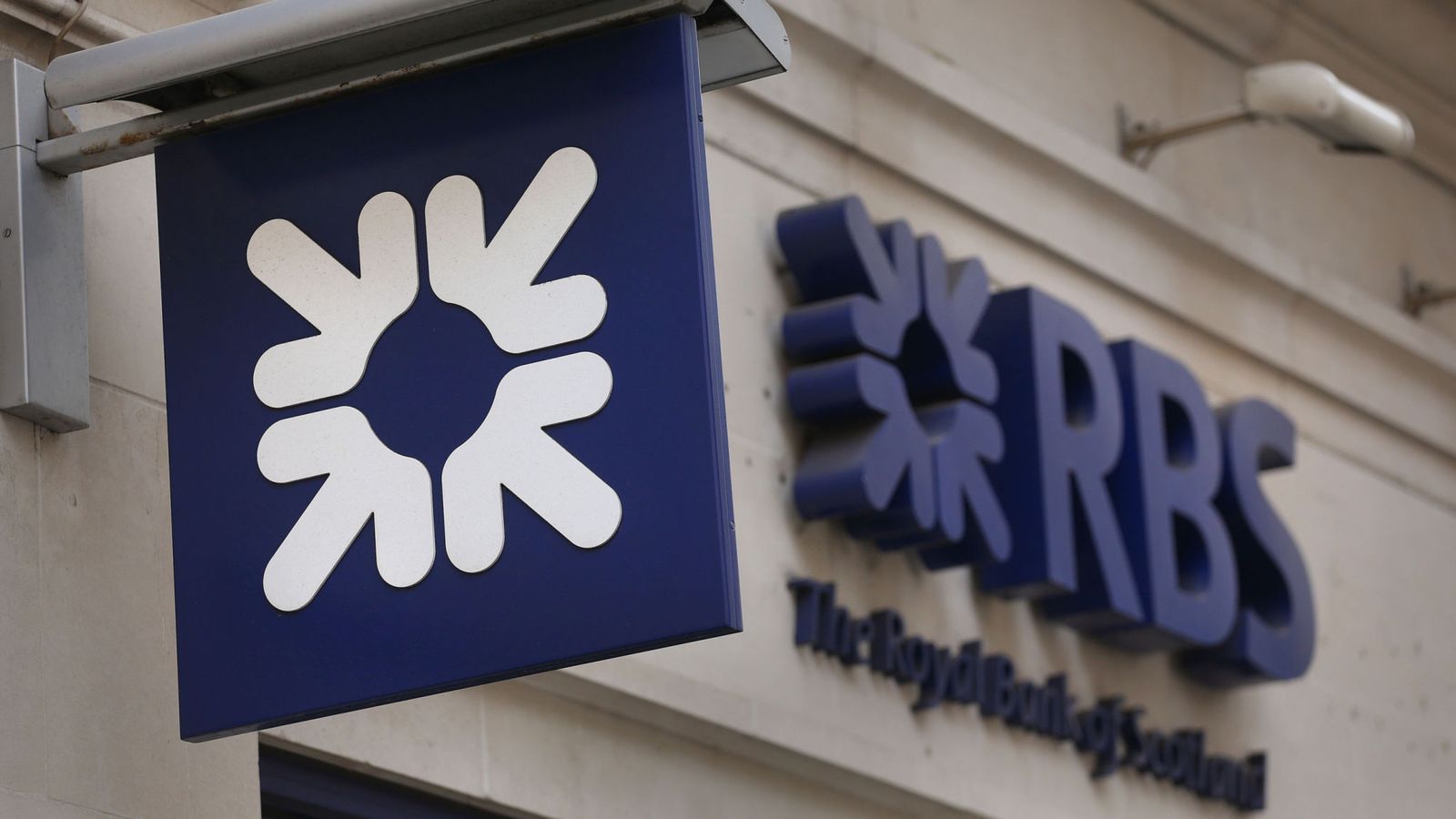 RBS names its first female finance director