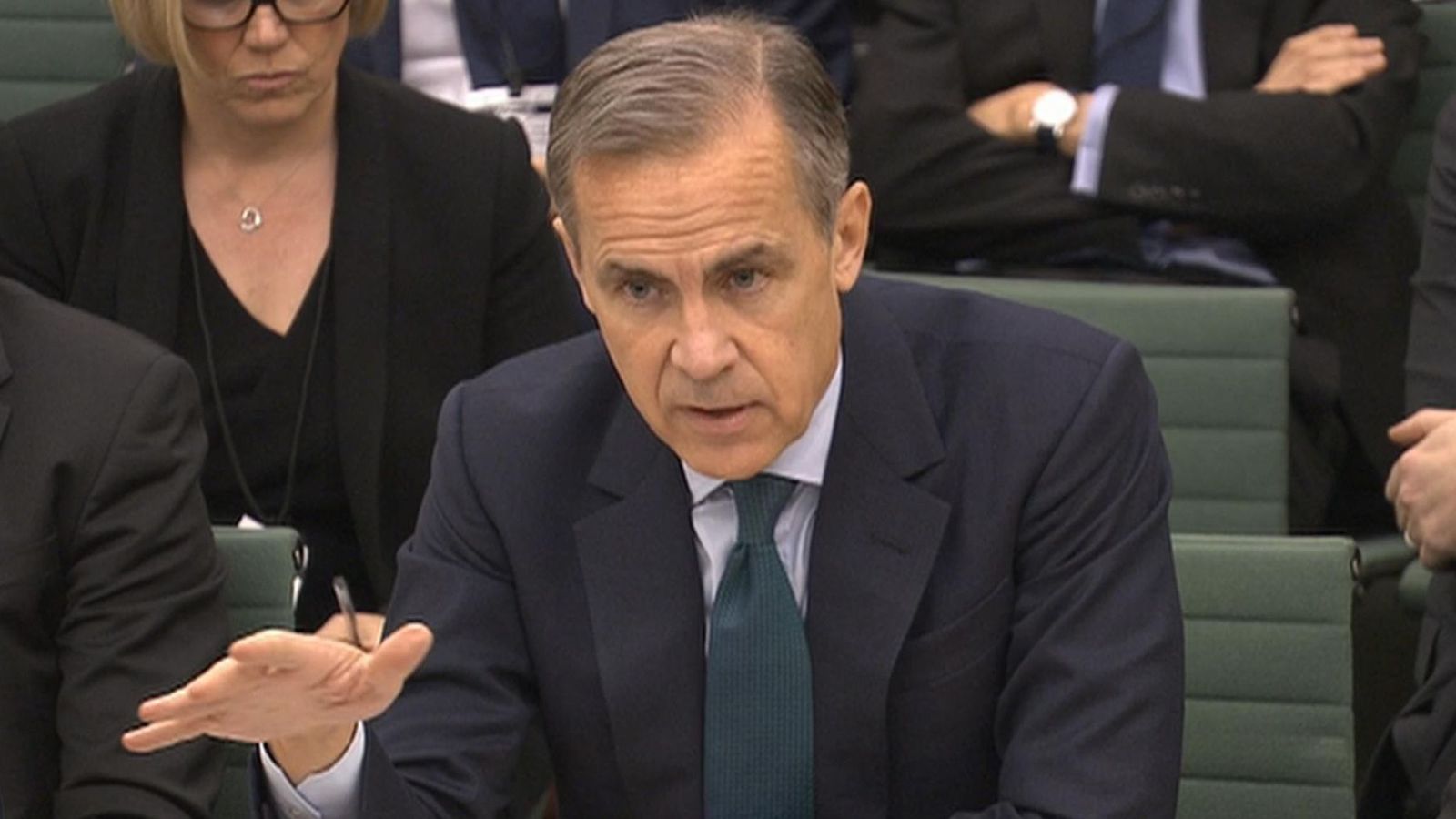 Mark Carney warns no-deal Brexit could see 10% shopping bill hike
