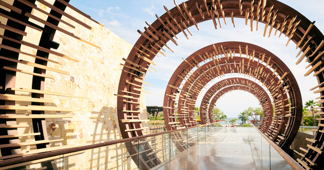 Los Cabos, a Spring Break Hub, Gets a High-End Infusion