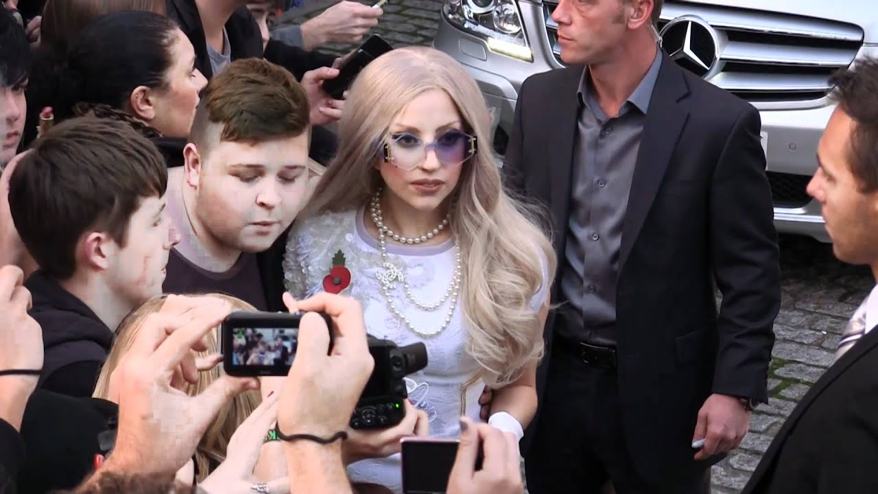 Latest Celebrity Gossip – Splash News | Splash News TV | Splash News TV