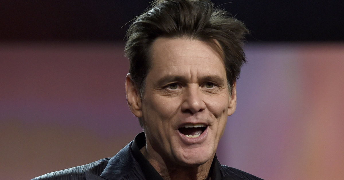Jim Carrey Takes 1 Of Fox News’ ‘Warped Fraudcasters’ To Task In New Trump Art