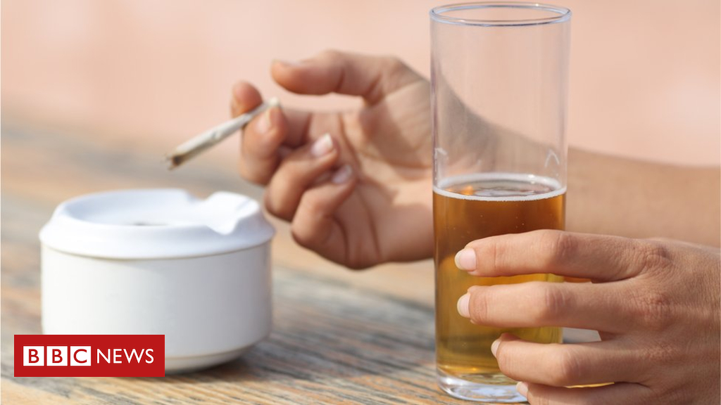 Hospital patients who smoke or drink to be helped to quit
