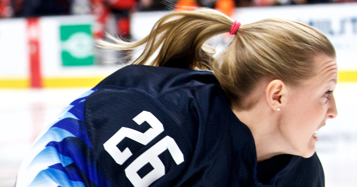Pierre McGuire Mansplains Hockey To Olympic Gold Medalist Kendall Coyne Schofield