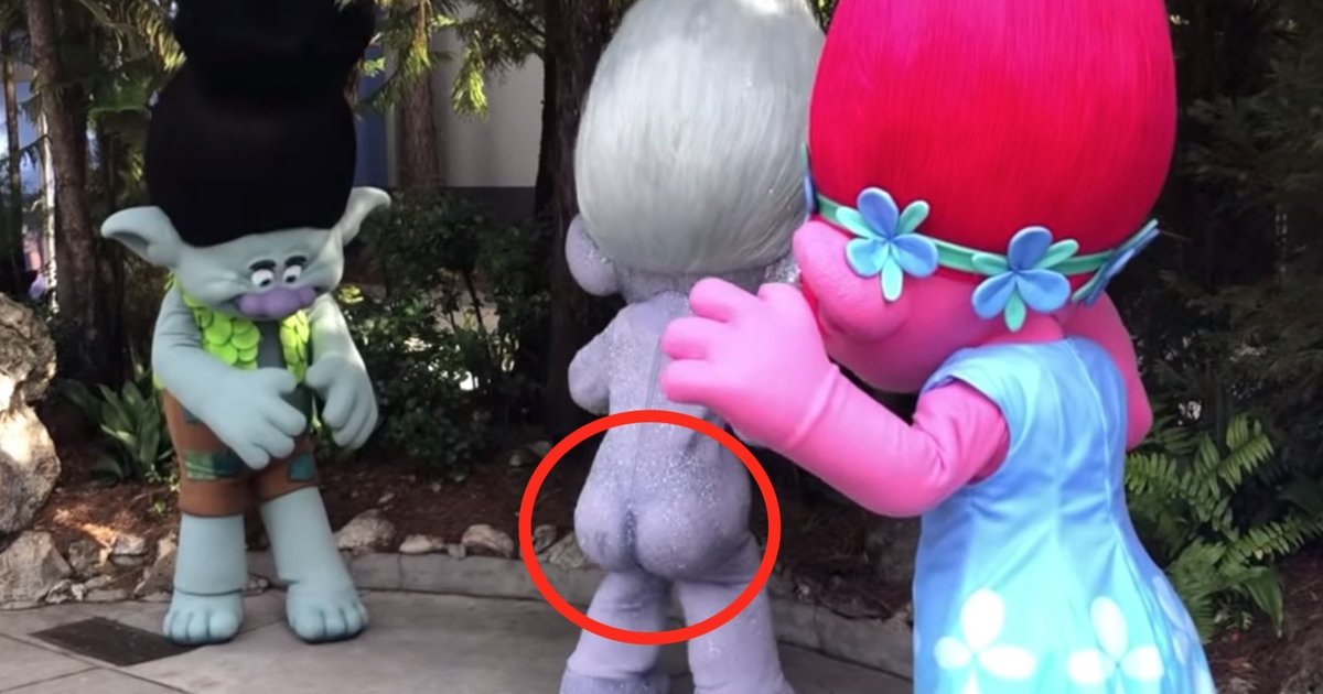 Universal Orlando Now Has A Butt-Naked Troll That Farts Glitter At Guests