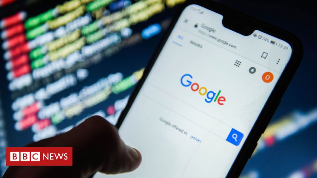 Facebook and Google news should be regulated, report says