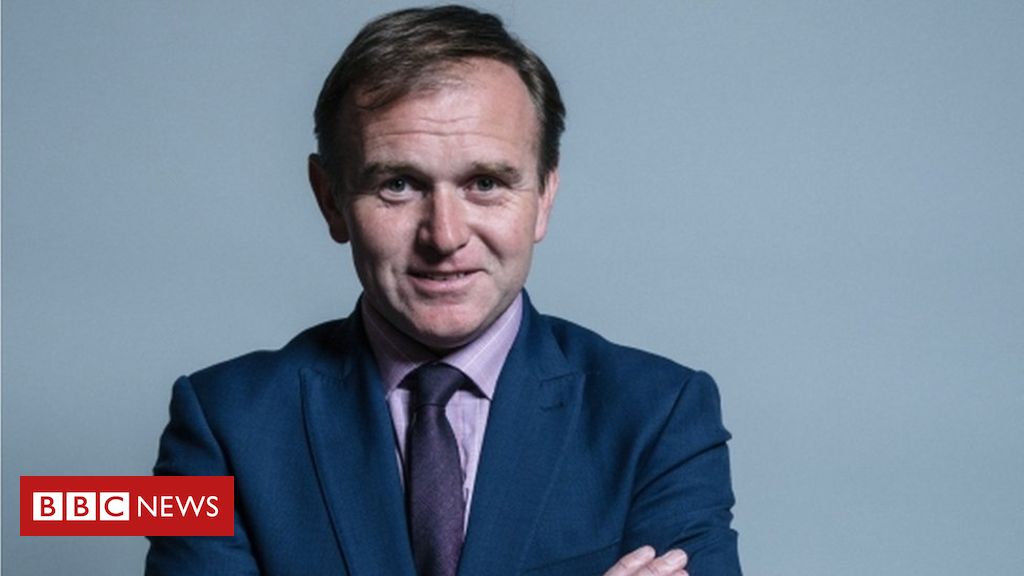 Minister quits over Brexit delay vote