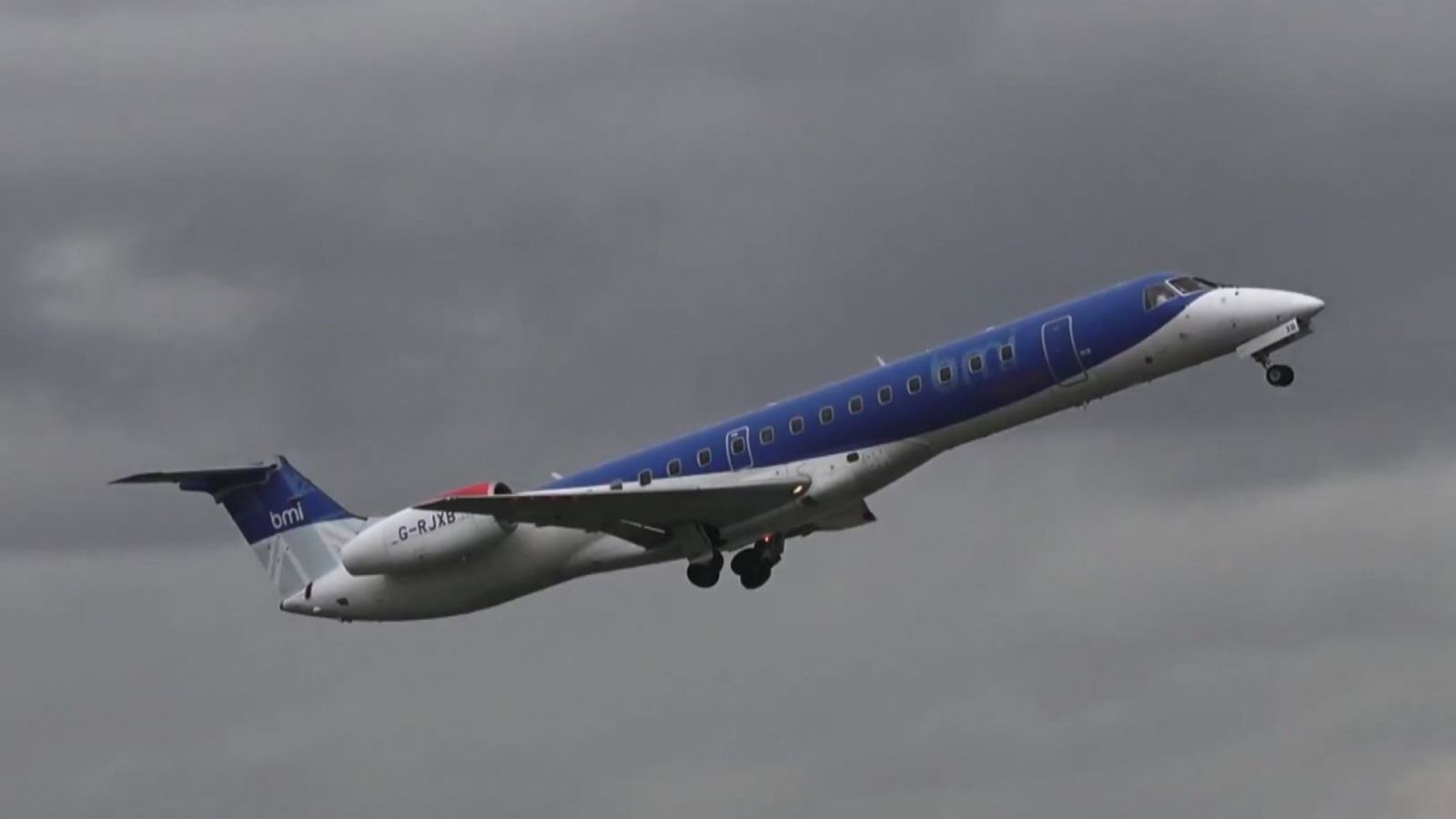 Advice issued for Flybmi passengers ‘frustrated’ by flight cancellations after airline’s collapse | Business News