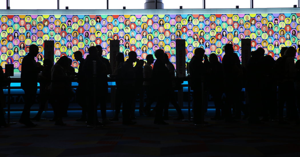 Stores See a Future Without ‘May I Help You?’ (They’ll Already Have Your Data)