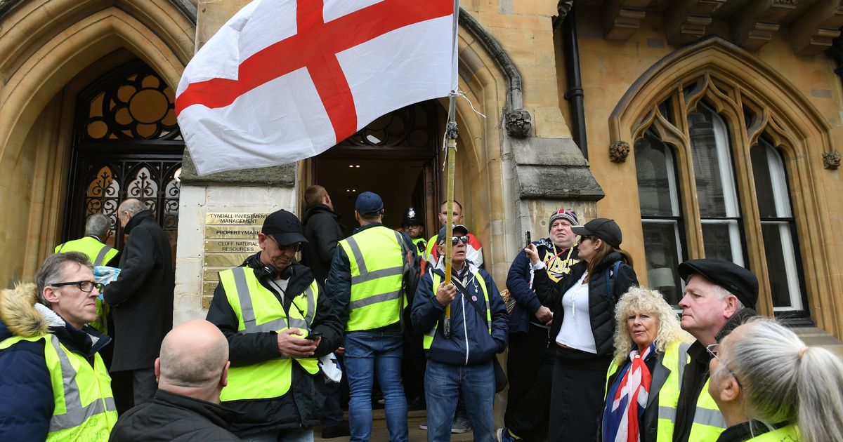 Brexit ‘Yellow vests’ storm Geoffrey Cox’s Westminster office