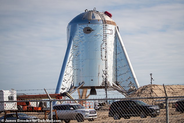 SpaceX delays first ‘hop’ tests of Elon Musk’s Starhopper prototype and Raptor engine