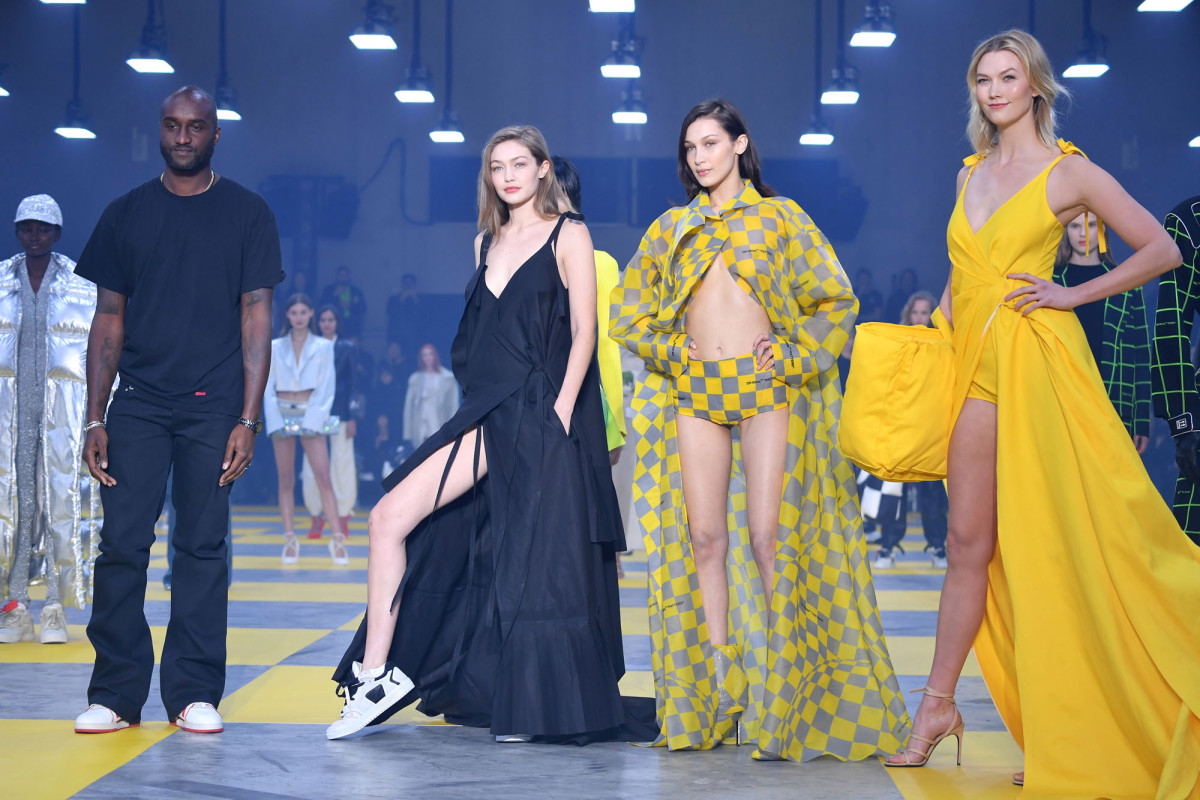 Karlie Kloss, Gigi and Bella Hadid steal Off-White show at Paris Fashion Week