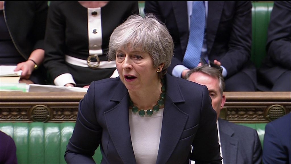 Brexit: MPs vote to reject no-deal Brexit