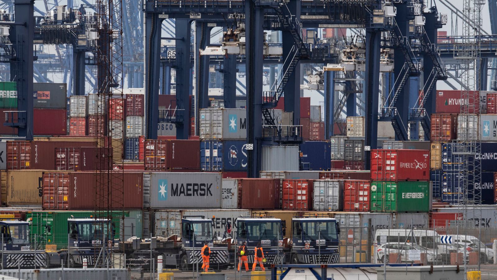 ‘Large proportion’ of traders not ready for no-deal – Whitehall spending watchdog | Politics News