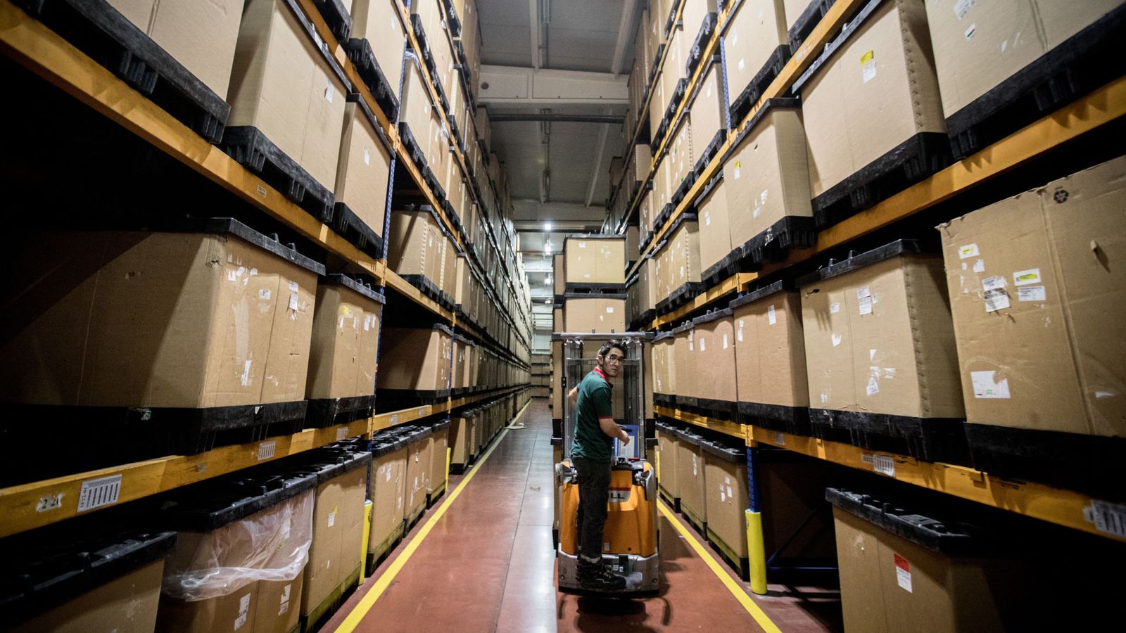 UK factories stockpiling at record rates ahead of Brexit, says survey | Business News