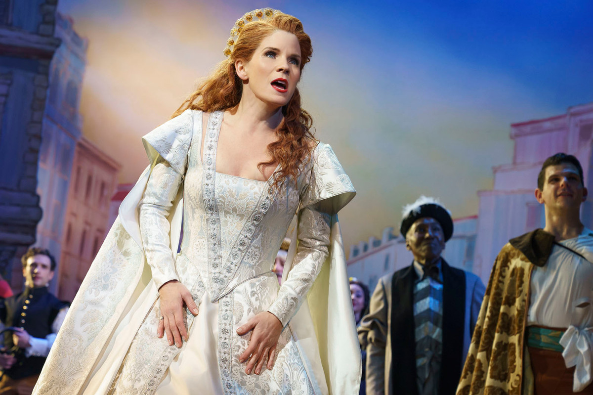 Raunchy, gutsy ‘Kiss Me, Kate’ showcases glorious Kelli O’Hara