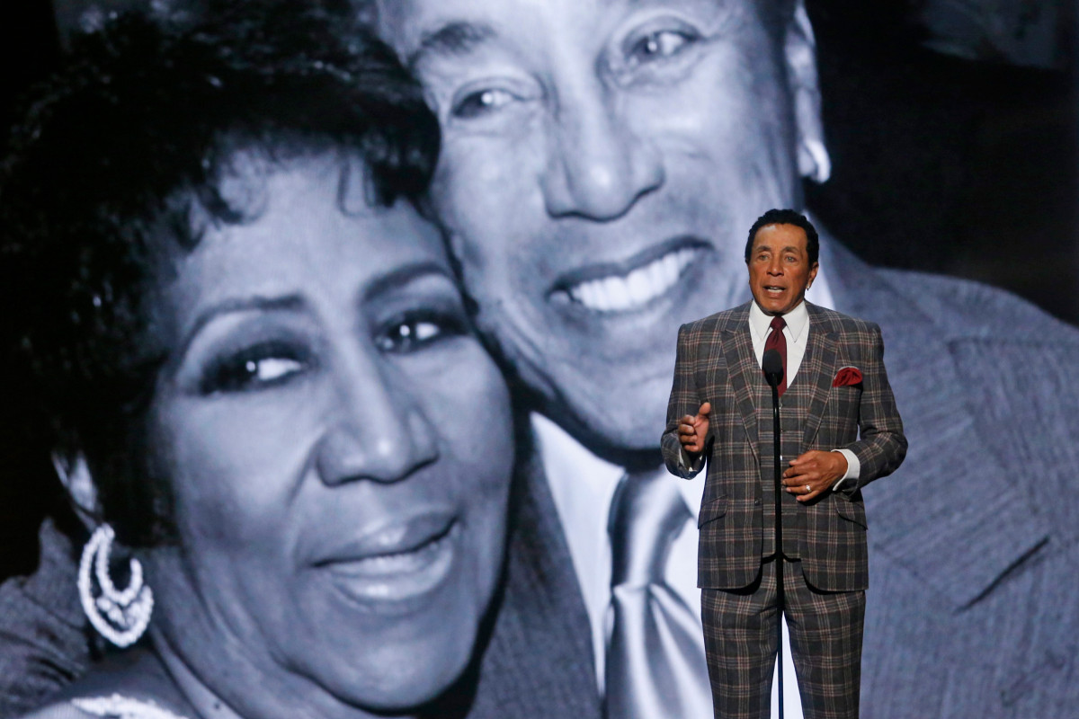 Aretha Franklin gets a rousing, star-studded tribute