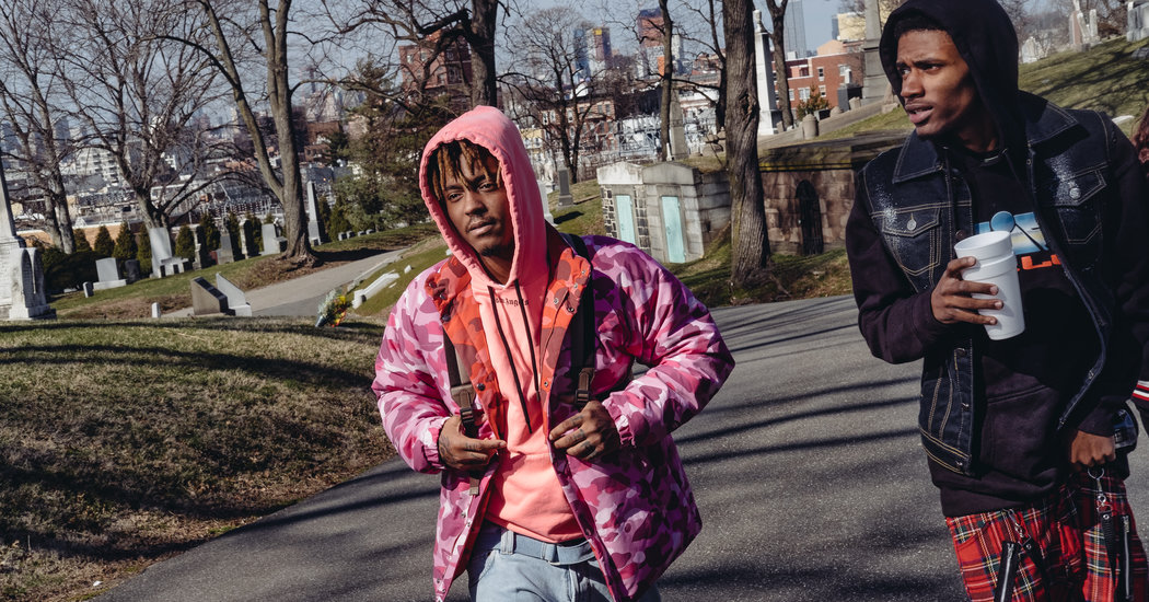 Juice WRLD, the Young Rapper, Confronts Death at a Brooklyn Cemetery