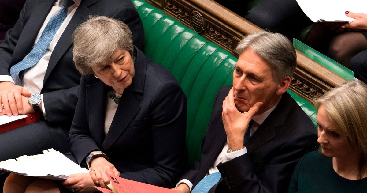 Brexit: Chancellor Philip Hammond ‘expects agreement’ between Tories and Labour
