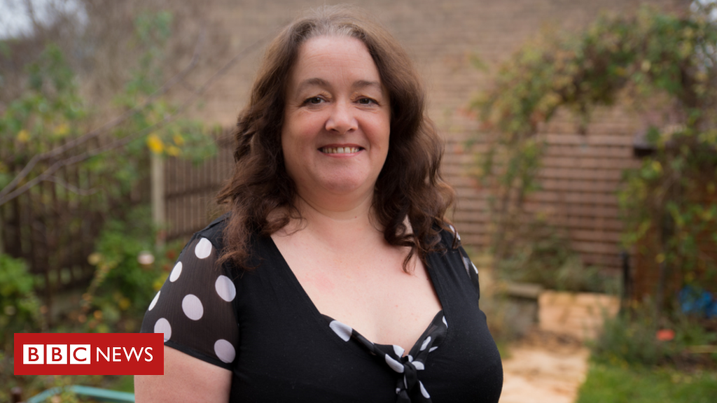 Bowel cancer: Self-testing kit ‘saved my life’