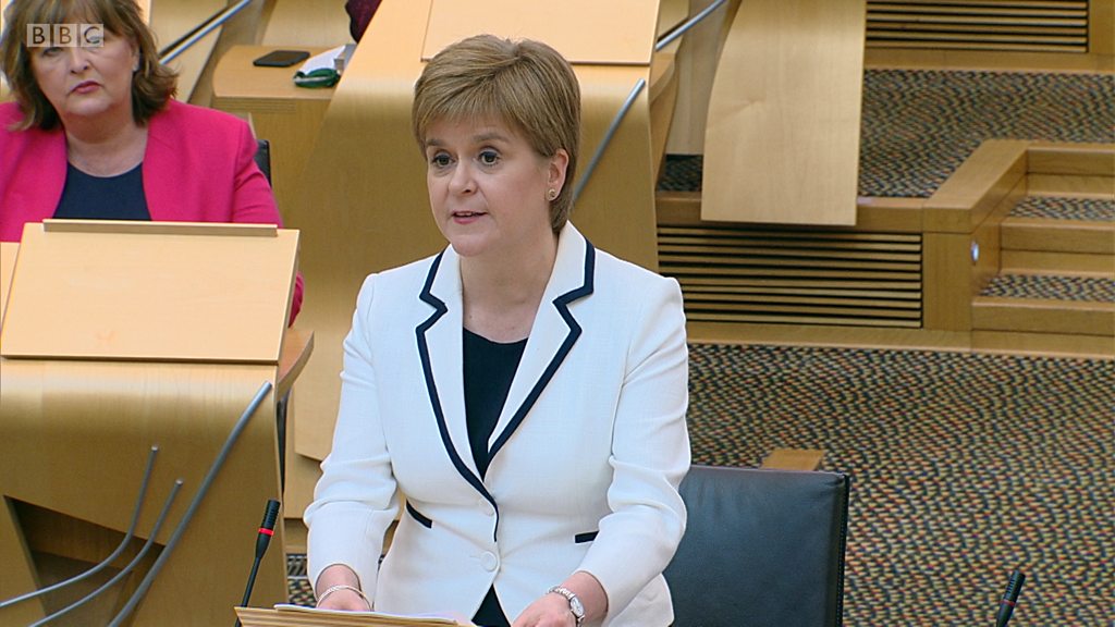 Scottish independence: Sturgeon wants indyref2 by 2021