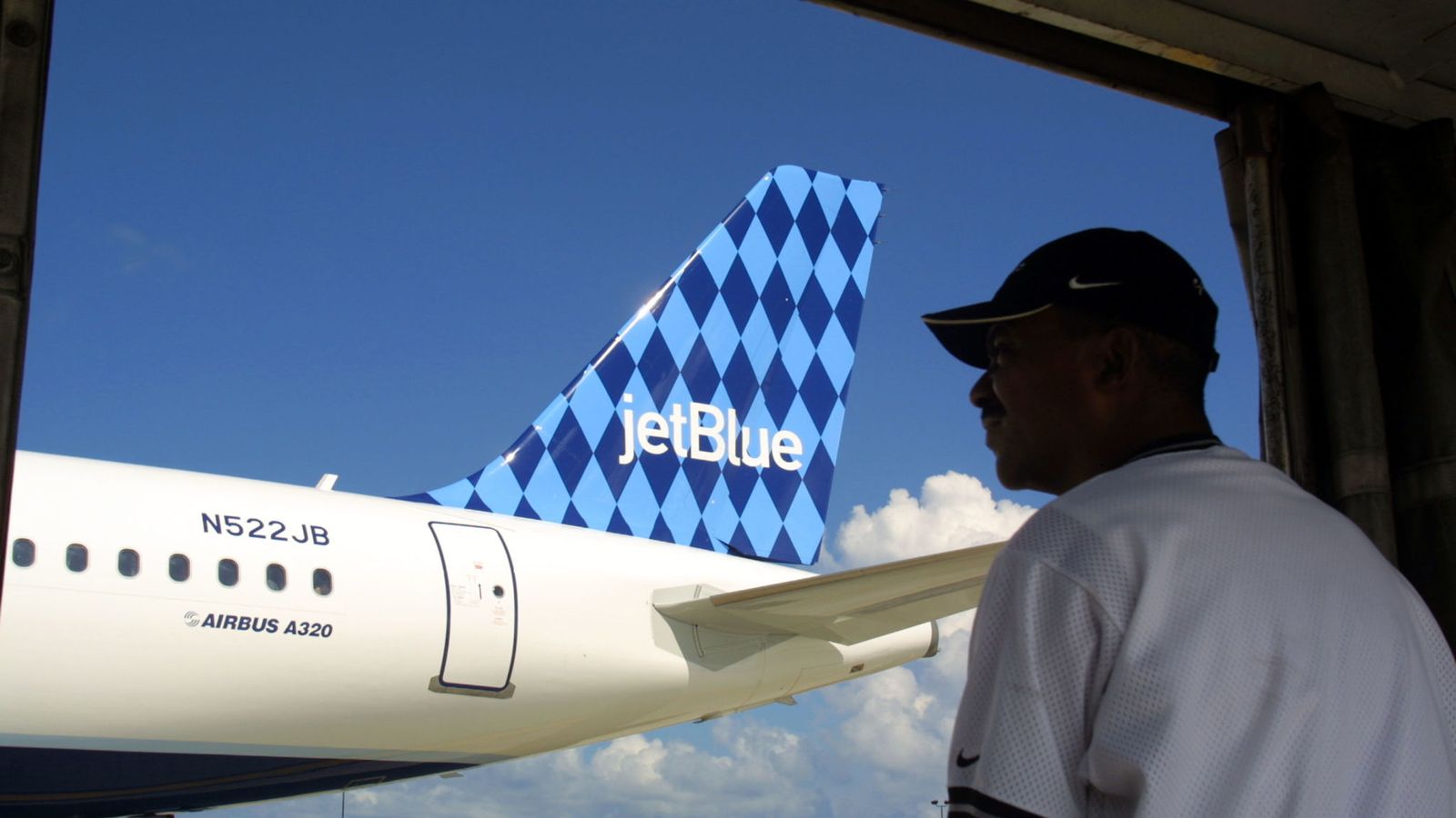 Budget airline JetBlue set to launch cheap flights to UK | Business News