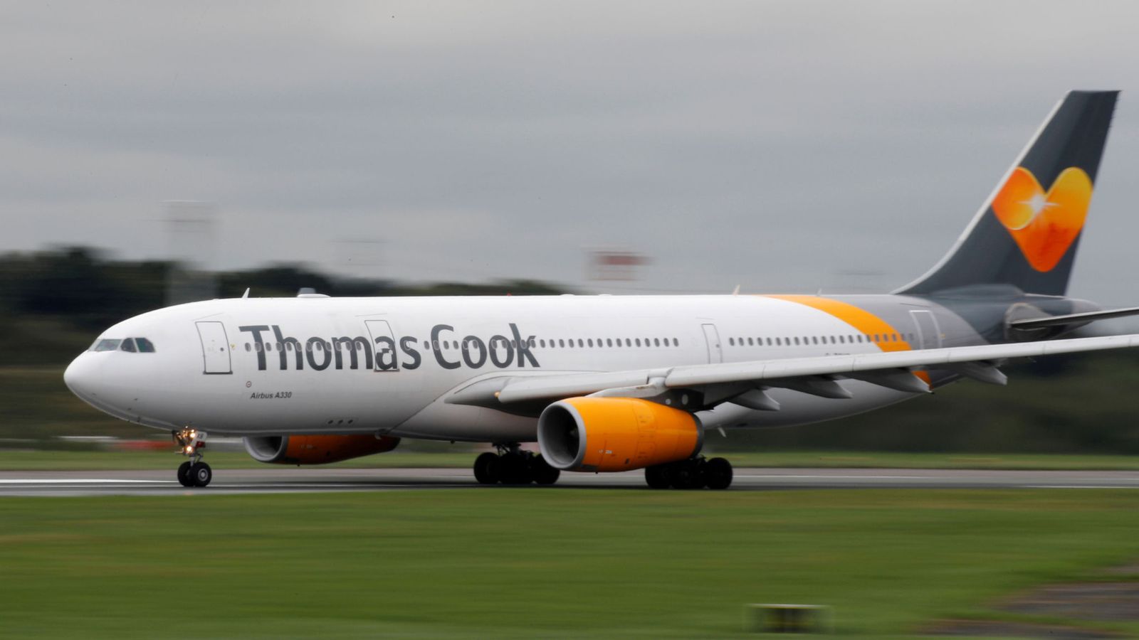 Thomas Cook woes deepen as payment firm holds on to cash | Business News