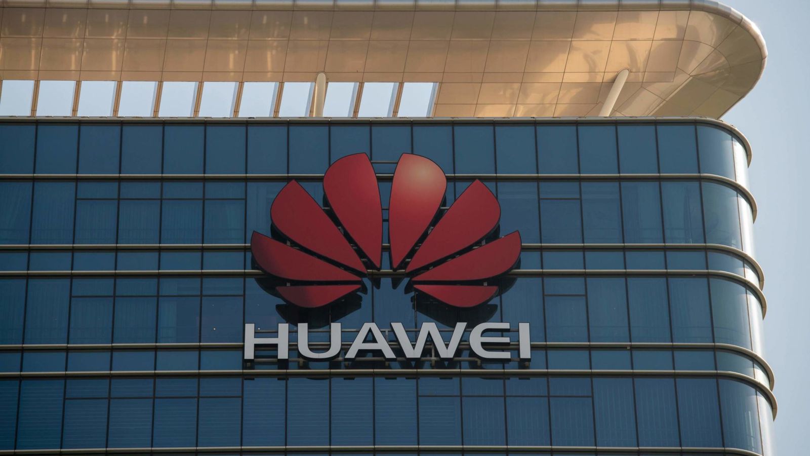 Huawei ‘to go extra mile’ to reassure world on 5G spying | Business News